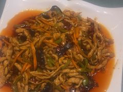 -老码头黑皮肘子锅包肉(赣水路店)