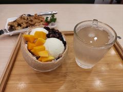 -佰搭果·广式茶餐厅(西华路店)