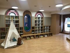 -英伦凯贝国际婴幼儿托育中心(雍湖湾店)