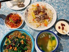 -巴扎美食·新疆菜·西域歌舞表演餐厅(新疆大厦店)