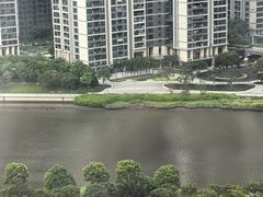 -深圳国际会展中心希尔顿酒店(前海华发冰雪世界店)
