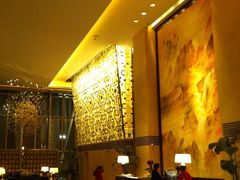东门的大堂-北京国贸大酒店