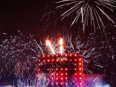 -泰达航母主题公园