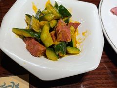 烤肘拌黄瓜-马迭尔德式西餐精酿啤酒屋(中央大街店)
