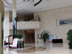 -杭州滨江宝龙城华美达酒店