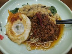 -阿依娘镇店豌杂面(三峡广场店)