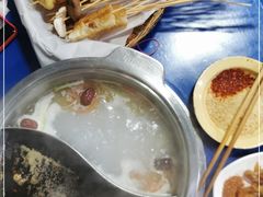 -马路边边·成都串串(翠柏路店)
