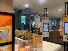 -麦当劳(轻轨曹杨路店)