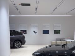 -蔚来空间(北京颐堤港店)