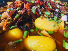 高山坨坨洋芋-一只烧鸡公(解放碑店)