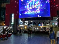 -绿地风尚天地广场