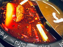 -周周有辣火锅馆(玖耀里店)