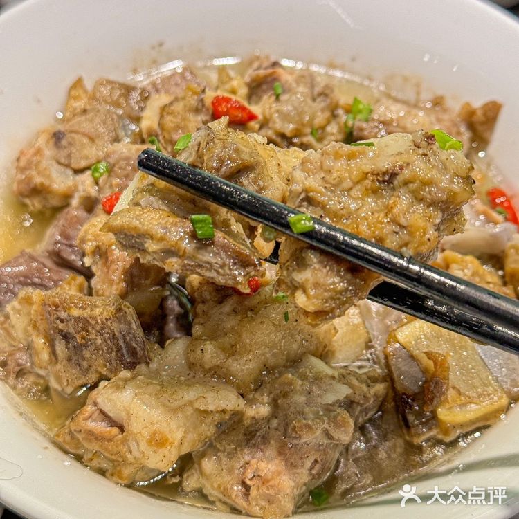 这一碗DIY的鲍鱼小炒肉真是下饭神器啊！