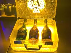 -MEGA PARTY CLUB