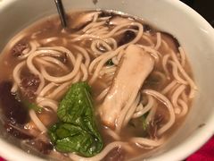 -萨拉伯尔水源素问店·韩国宫廷料理(人民路店)