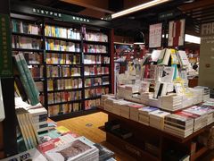 -西西弗书店(三峡广场湟恩新纪元购物广场店)