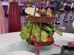 -刘姐啤酒鱼民族演艺餐厅(西街总店)
