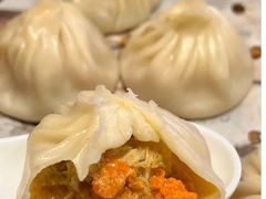 -馋三尺蟹粉小笼(人民广场店)