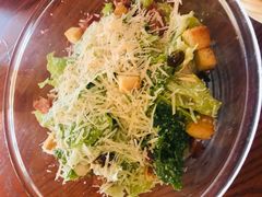 凯撒沙拉-普兰达德国餐厅·德式脆皮烤猪肘·自酿啤酒(观唐店)