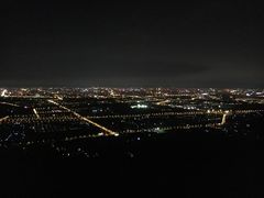 -鬼笑石后山停车场