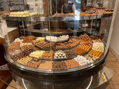 -Laderach 莱德拉(上海环贸iapm店)