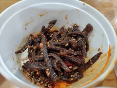 -鑫记婆婆兔·成都特产·兔头手撕兔(太古里店)