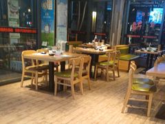 -华府九号海鲜烧烤大排档(龙域店)