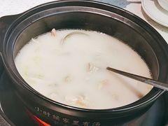 竹笙王猪肚鸡-顺德公广东猪肚鸡·煲仔饭(白石洲店)