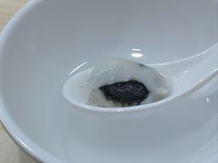 芝麻汤圆-美新点心店(陕西北路店)