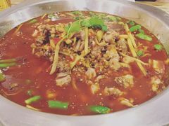 -兔行天下-鸿鹤鲜锅兔(中海国际店)