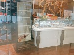 面包甜点陈列柜-GODIVA(万象城店)