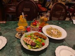 -秘密旅行Bonjour(黑金冠 江南西店)