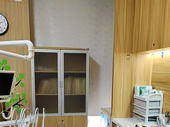 -上海仁爱医院口腔科 · 种植