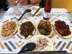 -尹记餐馆(花园店)