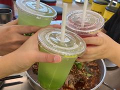 -蓉三少冒烤鸭·四川小吃集(北京首店)