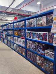 -逝水玩具折扣店