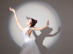 -经典婚纱摄影美学馆·私人定制