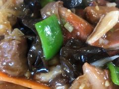 -金卯白肉罩火烧
