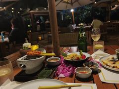 -三亚艾迪逊酒店·海滩烧烤 BARBACOA·现场乐队·浪漫晚餐·烧烤海鲜