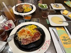 -豪客来牛排(西昌大巷口月城广场店)