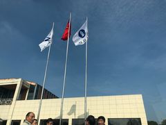 -平望服务区·停车场