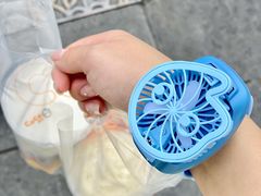 -CoCo都可(湖滨银泰店B区店)