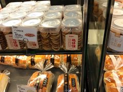 面包甜点陈列柜-御蝶坊生日蛋糕KNAC(新村店)