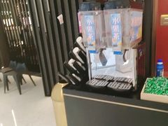 -一绪に和牛寿喜烧(罗湖益田假日店)
