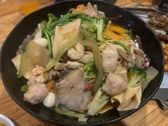 -万记麻辣烫国展总店