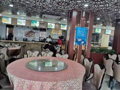大堂-聚丰园•湖鲜餐厅(阿红私房菜梅石路店)