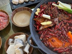 -黄潇洒老火锅(九眼桥宏济巷店)