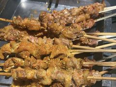 -马路牙子烧烤音乐酒馆(望京店)