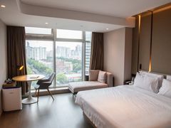 -杭州西湖湖滨银泰亚朵酒店