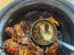 -直落玻璃（瓦煲）肉骨茶
